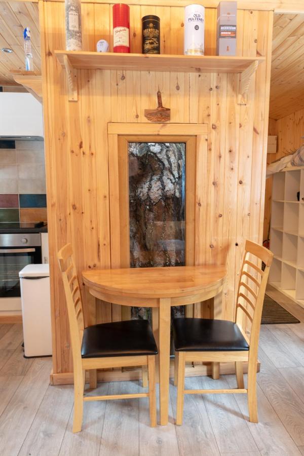 Pine Marten Bar Glenmore Treehouse Aviemore Exterior foto